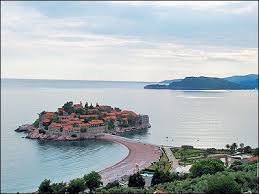 Купить недвижимость в Черногории – стать членом элитного яхт-клуба